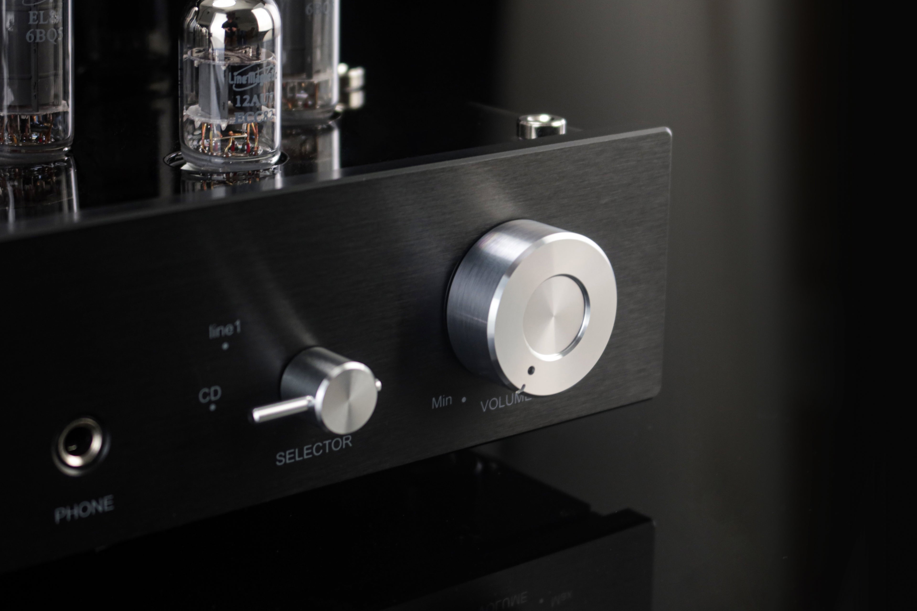 LM-84IA Integrated Tube Amplifier – Push-Pull EL84 – Class AB – 2x12W